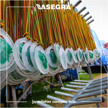 Matinis organinio stiklo medalis. Individualus dizainas. Nr.2