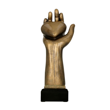 Statulėlė „Širdis delne“