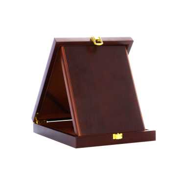 Plaketė elegantiškoje dėžutėje vertikali 25x20 cm