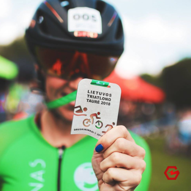 Nerūdijančio plieno medalis. Individualus dizainas. Nr.3