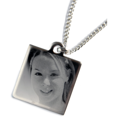 Pakabukas aukso spalvos