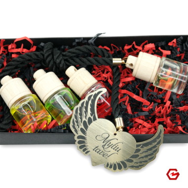 Automobilinis kvapas - pakabukas "Sparnai"