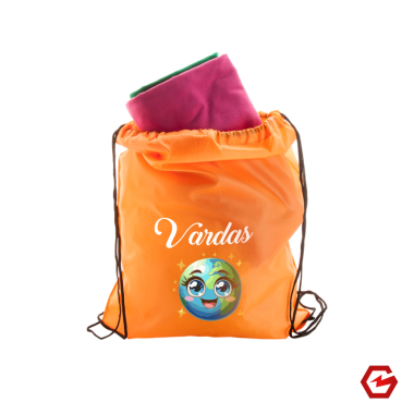 Kuprinėlė su vardu "Žemė"