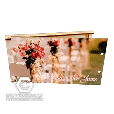 Medinis vokelis pinigams 