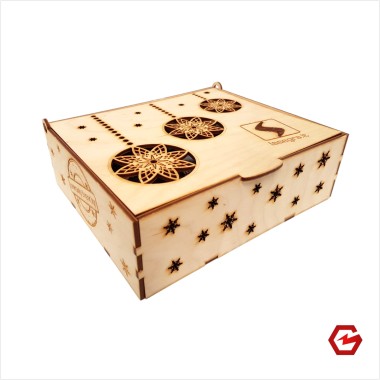 Fanerinė dovanų dėžutė "Linksmų švenčių!"