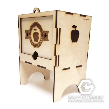 Dėžutė sulčių pakuotėms su kraneliu