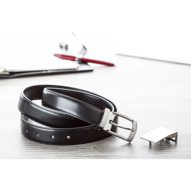 Odinio diržo ir dviejų sagčių rinkinys