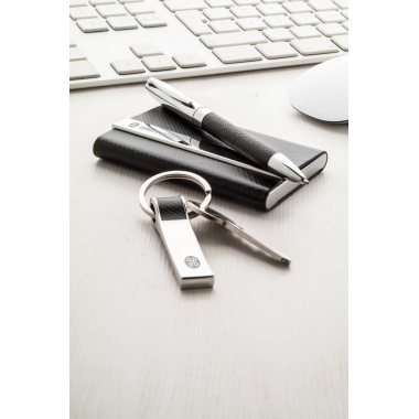 Rinkinys. Tušinukas, vizitinių kortelių dėklas, metalinis raktų pakabukas. GRAVIRAVIMAS ĮSKAIČIUOTAS