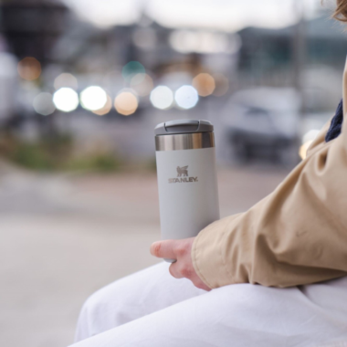 Termosinis puodelis „STANLEY AEROLIGHT” 0,35 L (pilka). Nemokamas graviravimas. 