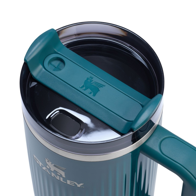 Gertuvė STANLEY The Quencher Fluted 1,2 L (mėlyna). Nemokamas graviravimas. Gertuvė STANLEY The Quencher Fluted 1,2 L (mėlyna). Nemokamas graviravimas.