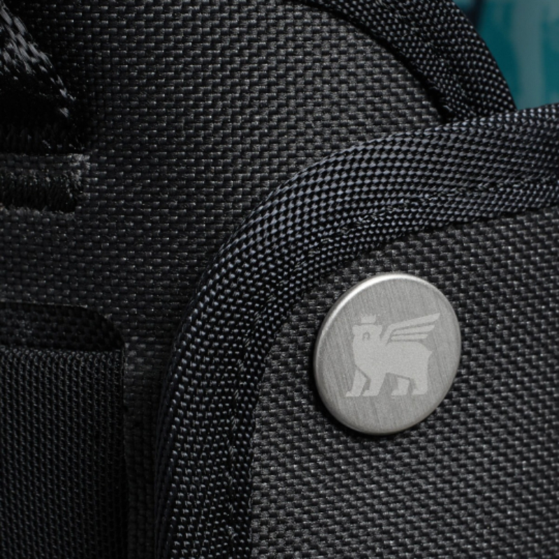 Dėklas STANLEY THE QUENCHER 0,89 L (juodas) Dėklas STANLEY THE QUENCHER 0,89 L (juodas)