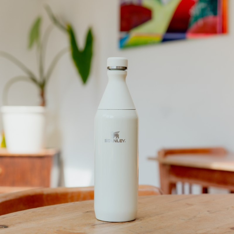 Gertuvė STANLEY All Day Slim 0,6 L (kreminė). Nemokamas graviravimas. Gertuvė STANLEY All Day Slim 0,6 L (kreminė). Nemokamas graviravimas.