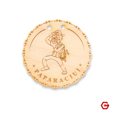 Medinis medalis "Paparaciui"