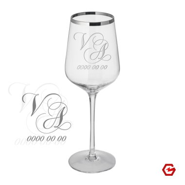 Graviruotų taurių komplektas jauniesiems. NR.3