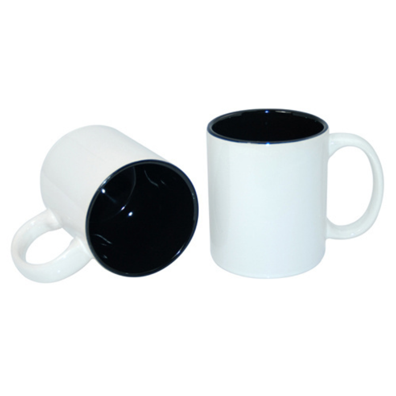 Keramikinis puodelis su juodu vidumi Keramikinis puodelis su juodu vidumi